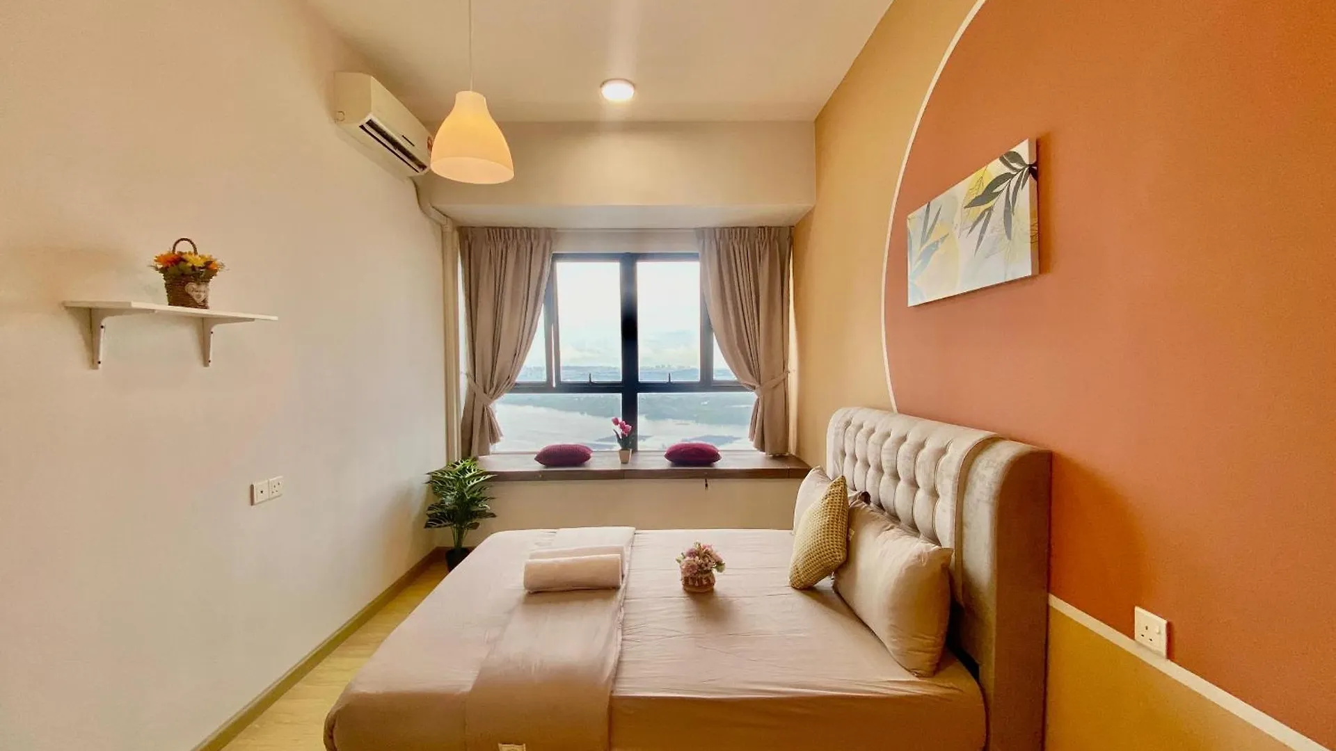 淡雅柔和海景套房四卧四卫12-16人适合家庭入住 金海湾danga Bay Johor Bahru Apartment